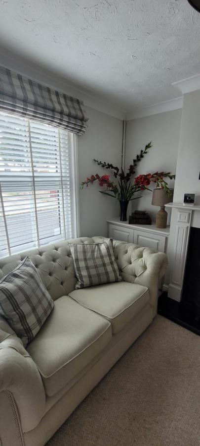 Caister Cottage, Beach 1 Minute Walk Away Exteriör bild